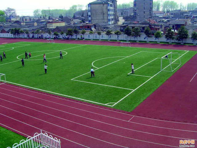 運動塑膠場地